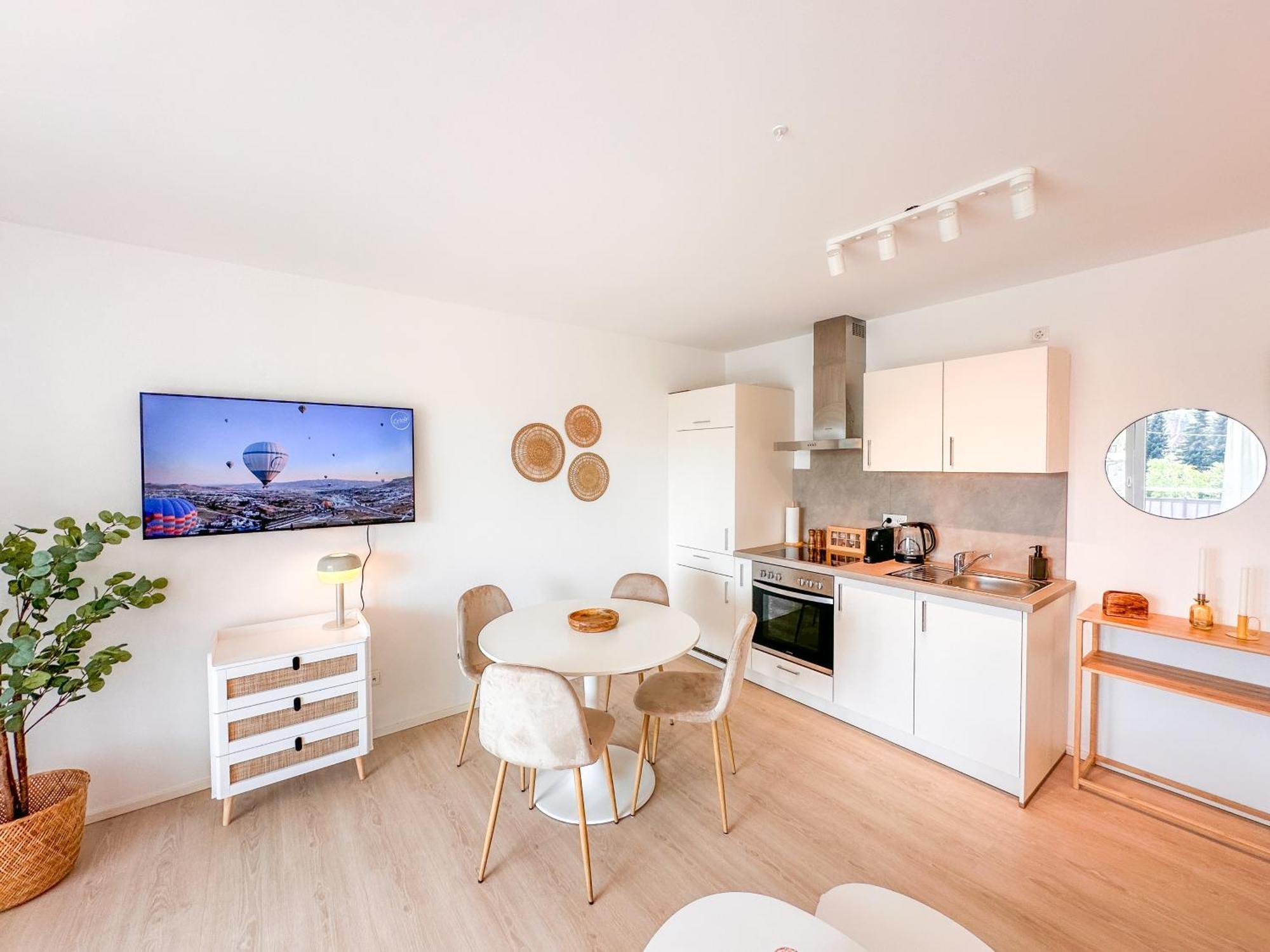 Thesunset Club - Studio II - Kueche - Balkon - Parken Memmingen Dış mekan fotoğraf